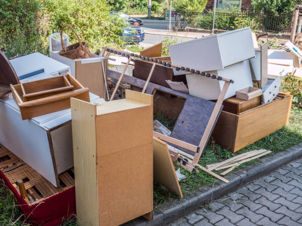 Best Yard Cleanup Services  in Golden Shores, AZ
